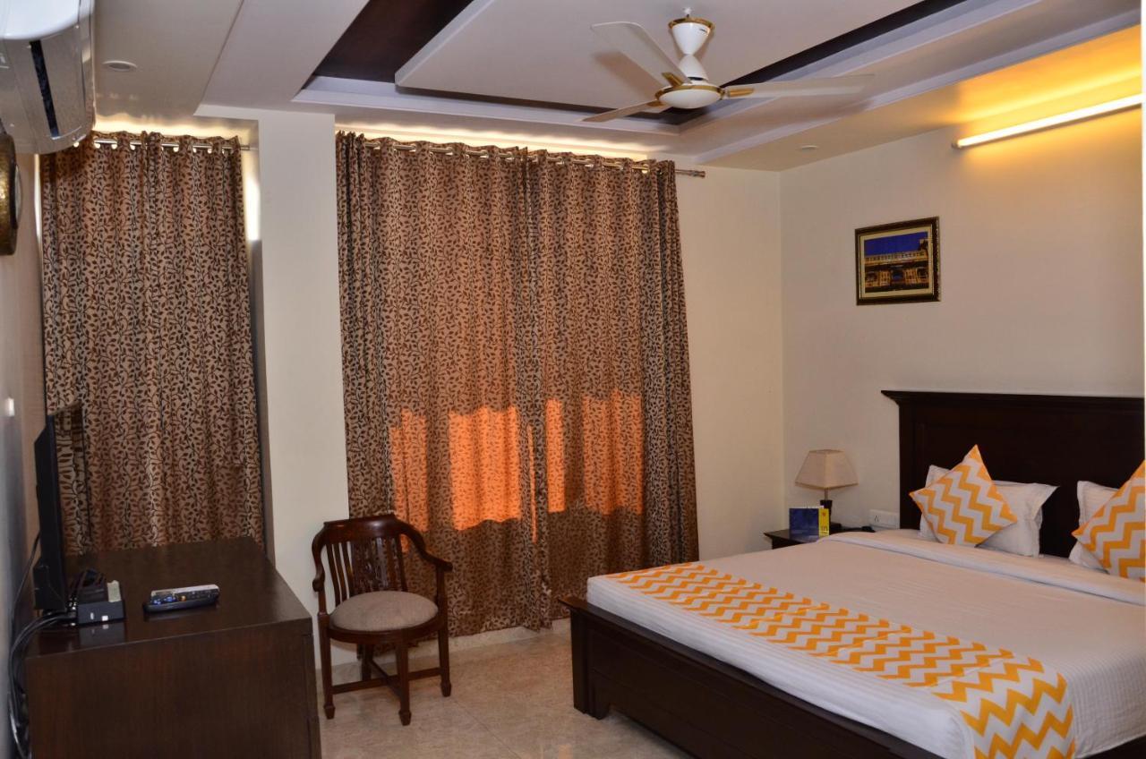 Raj Regency Hotel Jaipur Bagian luar foto